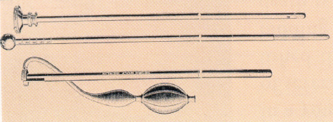그림 5. Elsner 내시경을 보완한 Schindler의 내시경. Georg Wolf의 첫 세미플렉시블한 내시경이 나오기 전까지 주로 사용되었다.