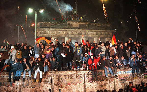 베를린 통일의 날 (사진출처: 구글)