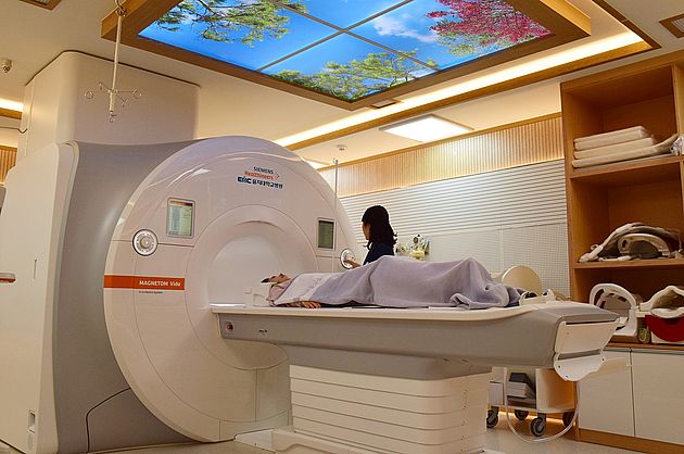▲ 숨 쉬며 찍는 MRI 지역 최초 도입