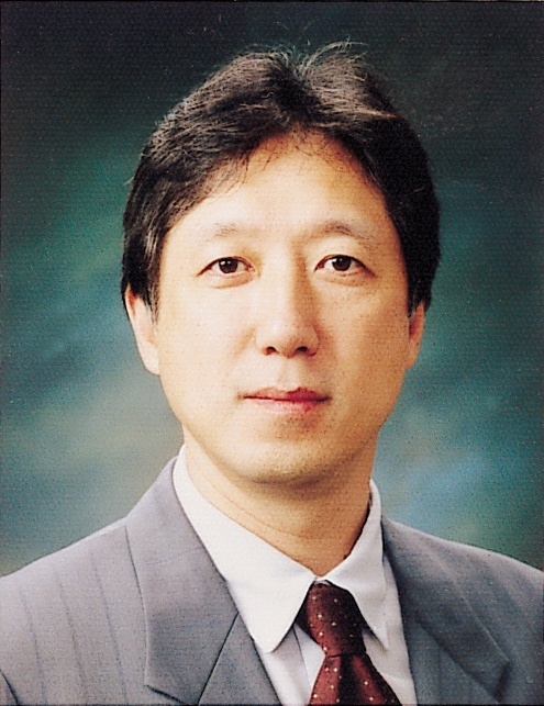 ▲ 소아진료부원장 김석화(성형외과 교수)
